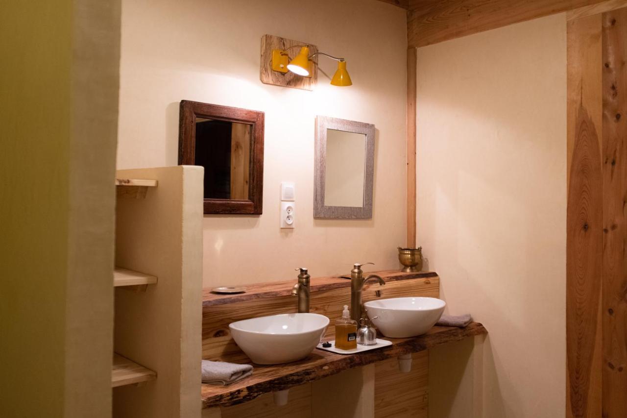 Le Bouchet-Saint-Nicolas Le Flambeau Bed & Breakfast エクステリア 写真