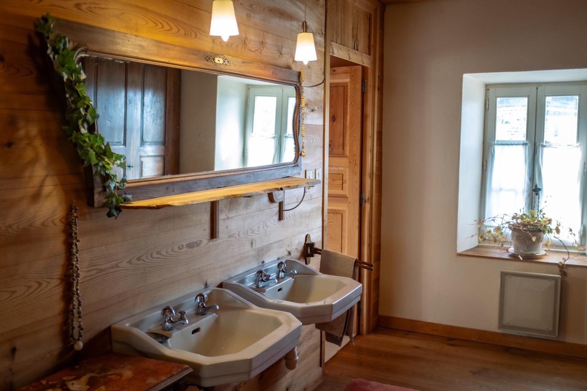 Le Bouchet-Saint-Nicolas Le Flambeau Bed & Breakfast エクステリア 写真